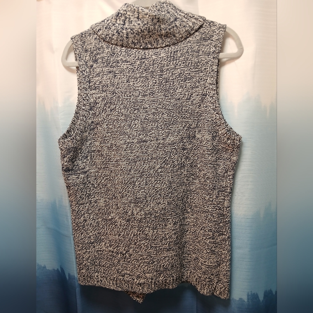 Chaps Dark Blue and White Vest, size large - Picture 2 of 5